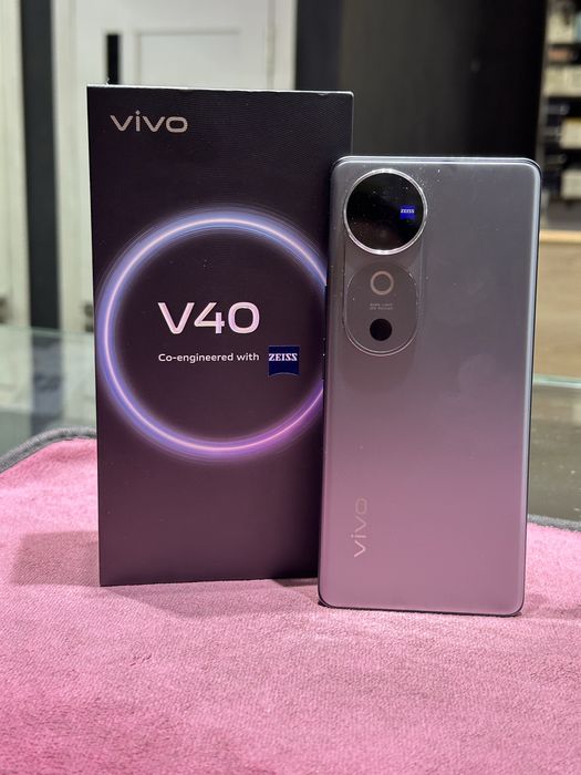 Vivo v 40 12/256 5g