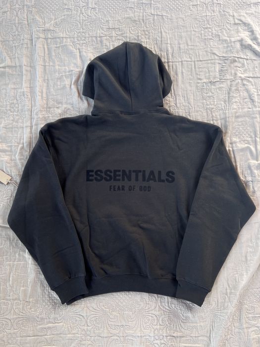 Екип Essentials Black