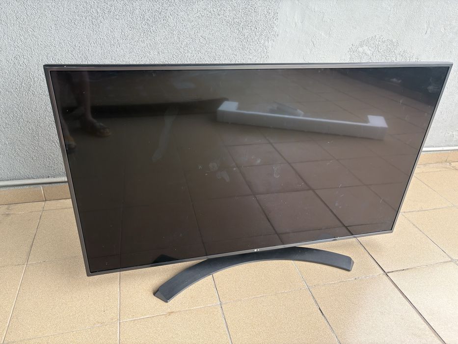 Smart TV 55” LG 55UH661V - за части