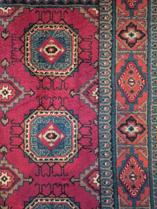 Ковер с орнаментом