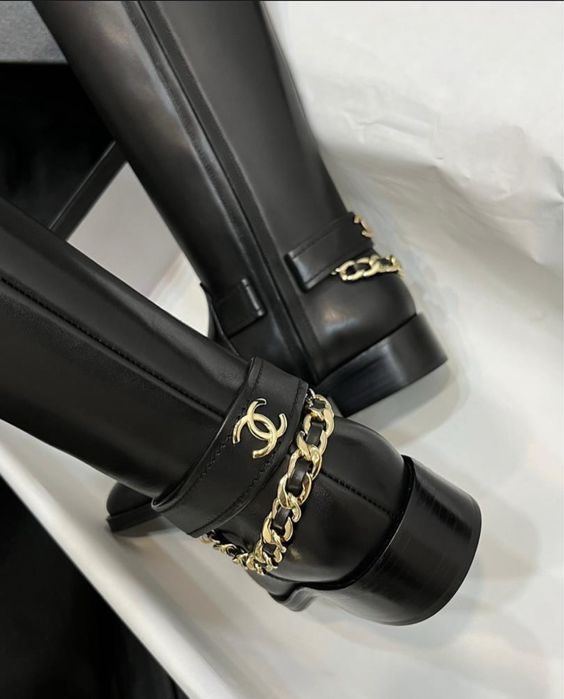 Дамски ботуши от естествена кожа Chanel