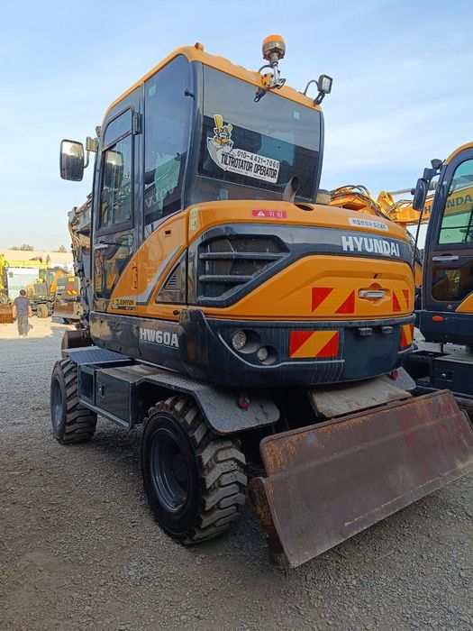 Ekskavator Hyundai HW60A 2020y 2000soat