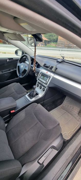 Vând Vw Passat B6