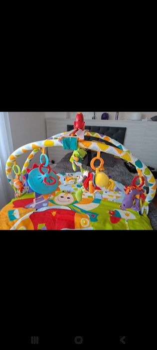 Vand centru de activitati