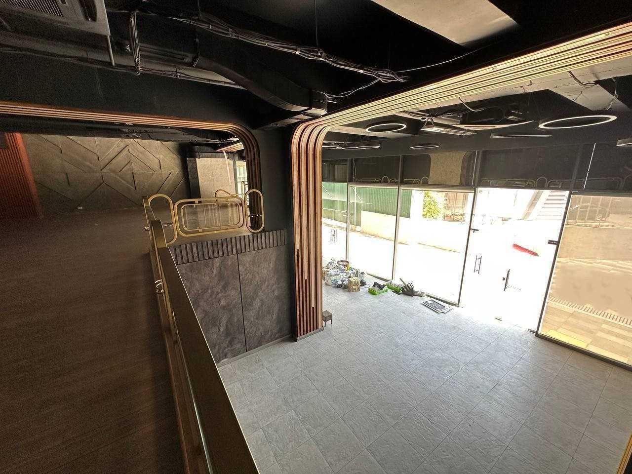 Кафе ресторан ЖК Акай Сити 1-2 этаж 250 м² без ремонта вдоль дороги
