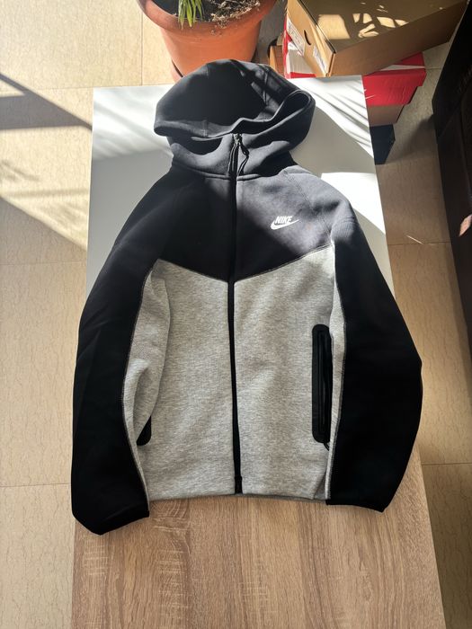Nike Tech Fleece екип-Чисто Нов