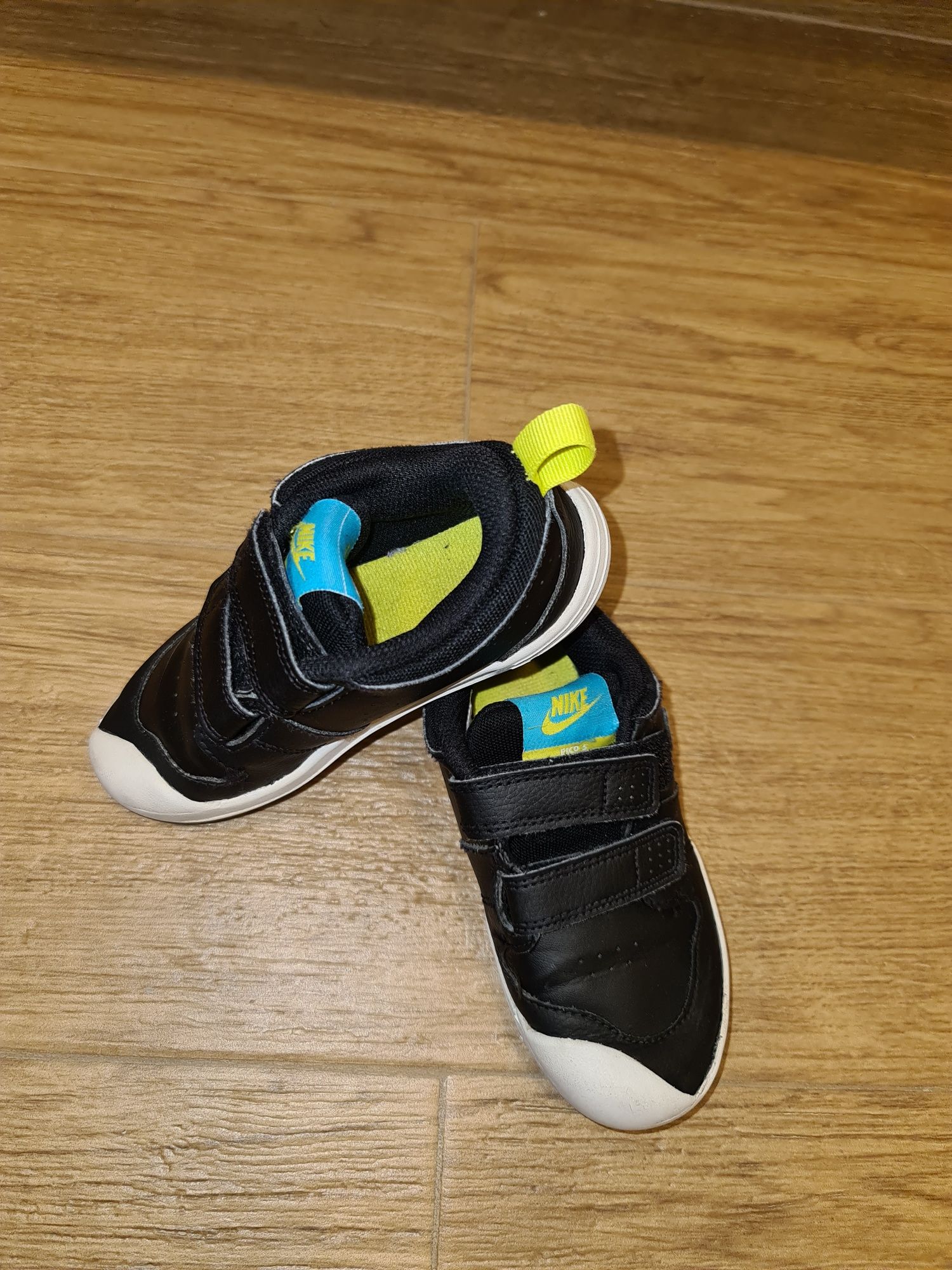 Adidasi Nike copii marime 27, 16 cm