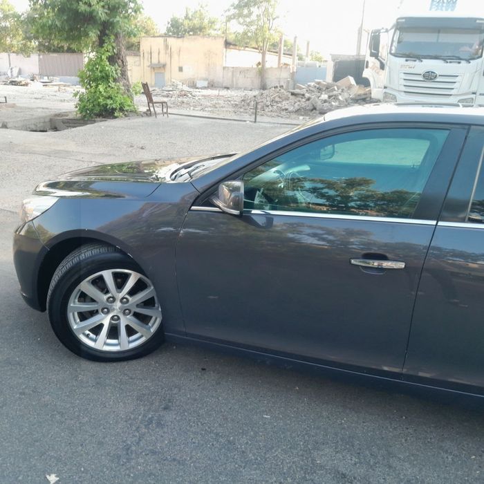 Малибу 2014 срочно  придётся