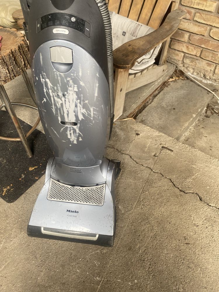 Продам пылесос Miele профессиональный!