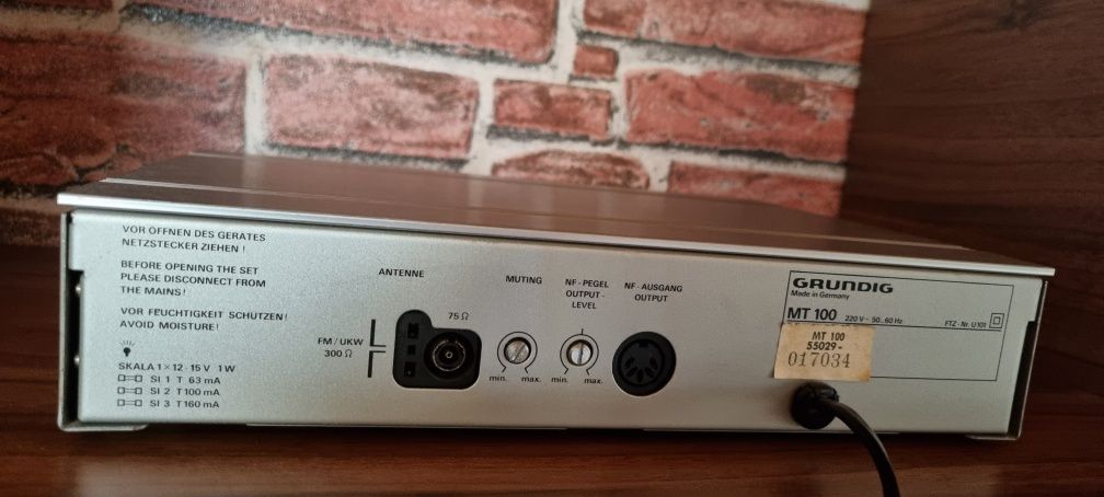 Tuner Grundig mt 100.