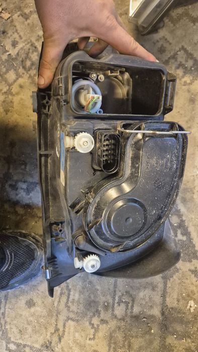 Оригинални Фарове за VW Бора 98- 2005