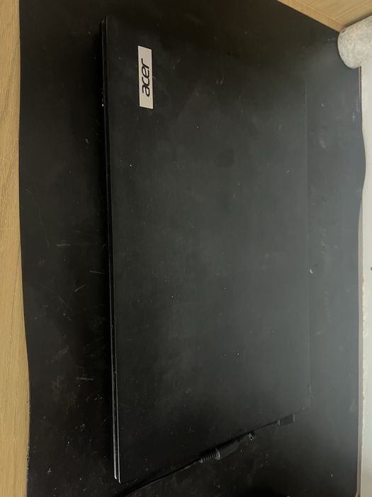 Acer i7 8th 12 gb Ram SSD 512 video nVidia