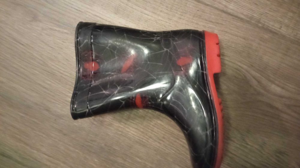 Гумени ботуши спайдърмен