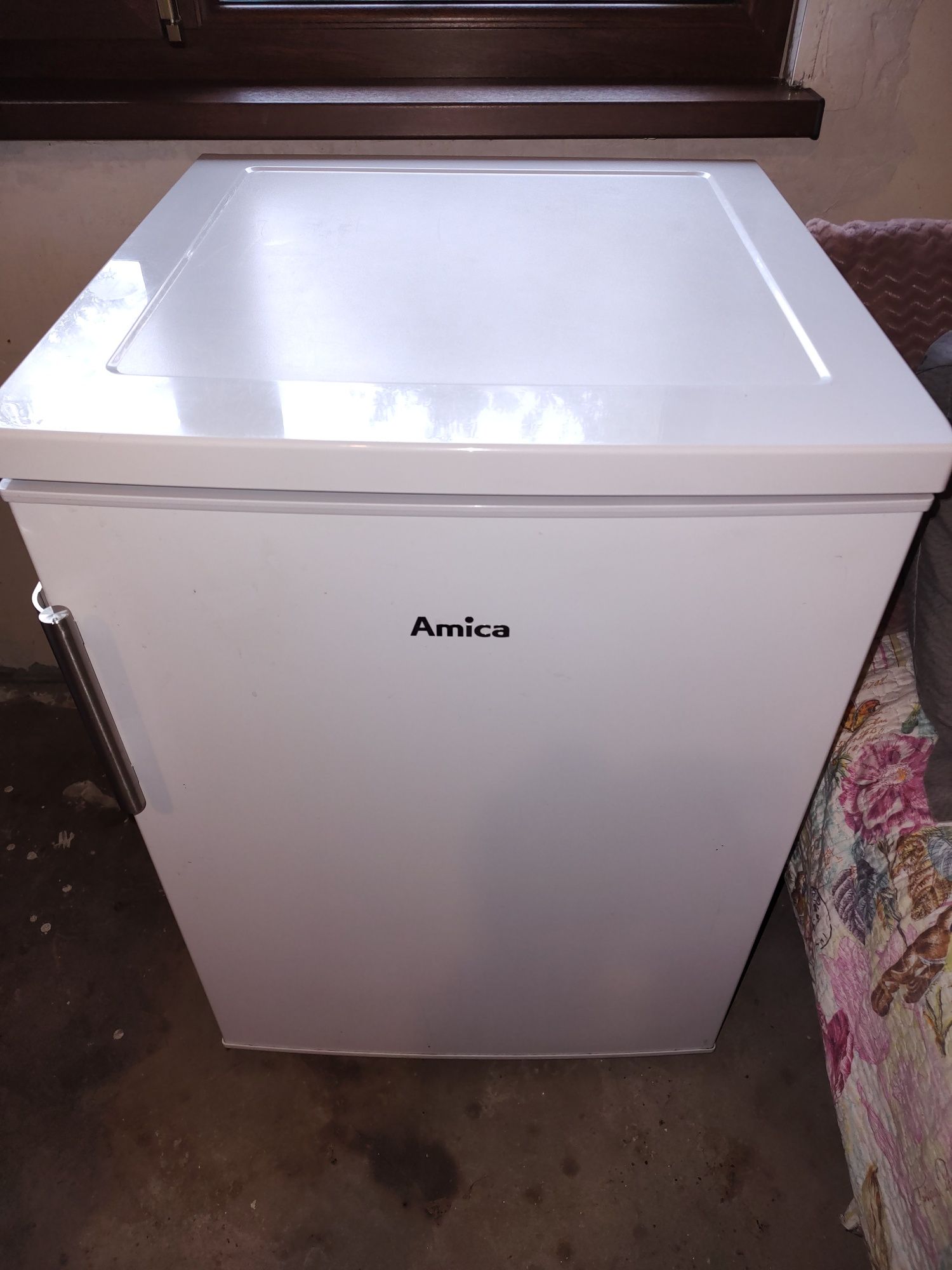 Хладилник AMICA KS 15915 W с фризер