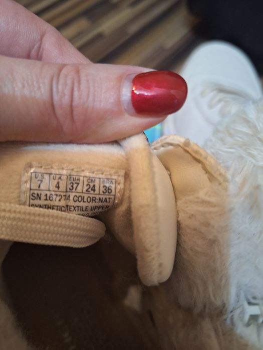 Дамски зимни маратонки Skechers