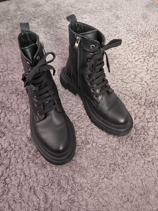 Дамски боти естествена кожа