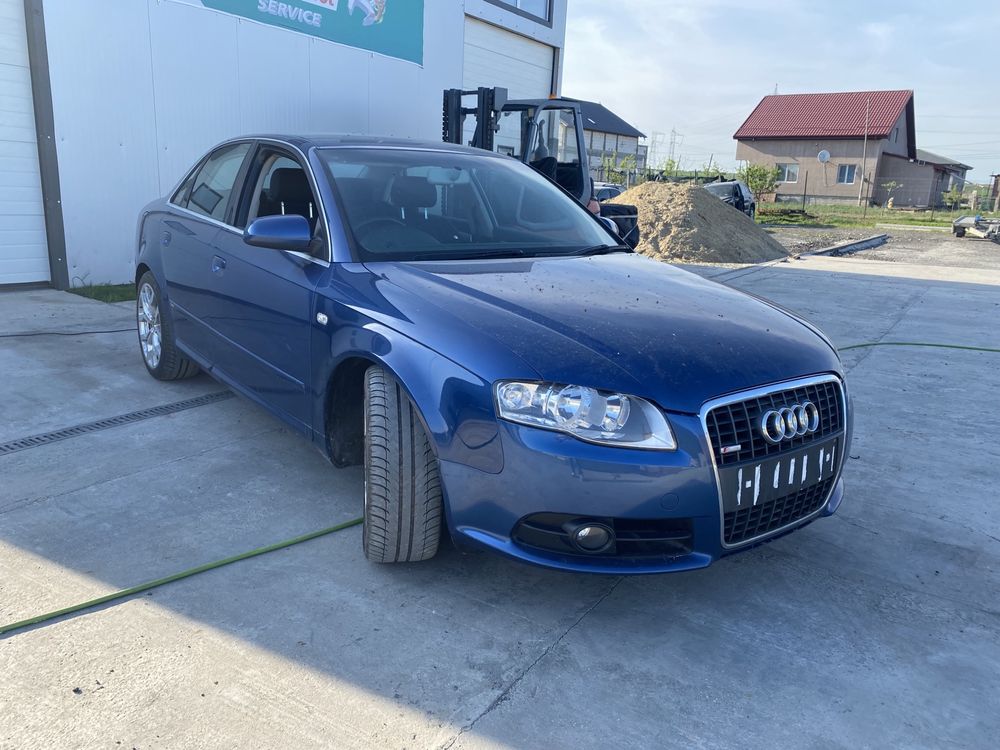 Dezmembrez Audi A4 B7 S Line 2.0 TDI