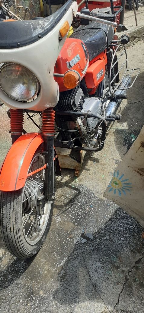 Продавам мотоциклет CZ 350