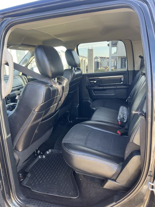 Dodge Ram Sport 5.7Hemi Euro 6 4x4 rar efectuat variante