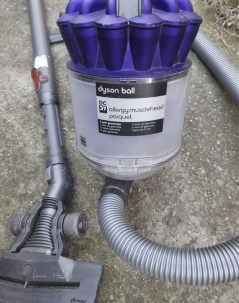 Dyson DC 37 allergy aspirator