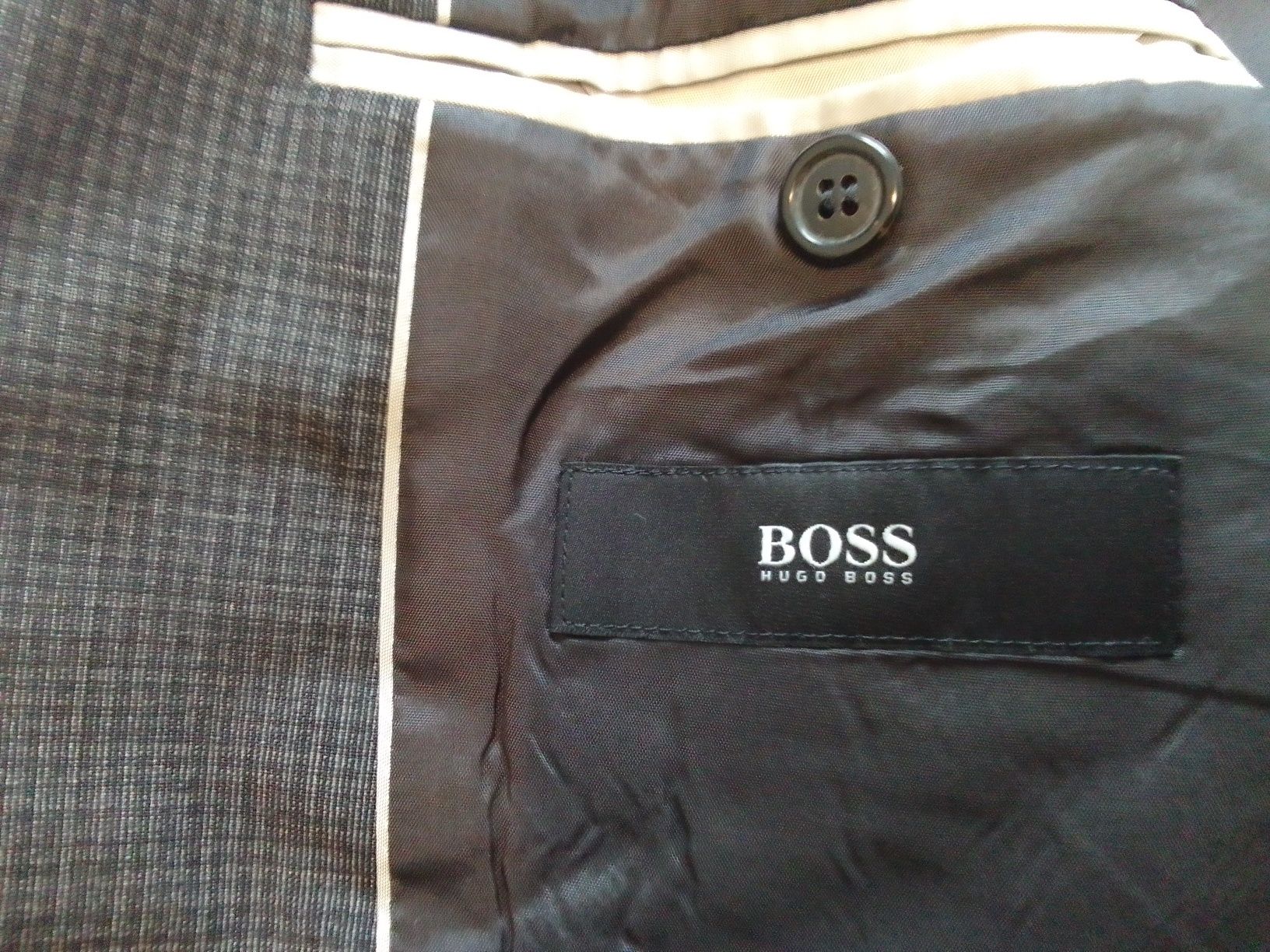 Костюм Hugo Boss  original мужской