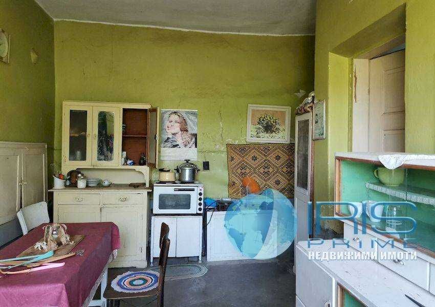 Продажба на селски имот с. Осмар