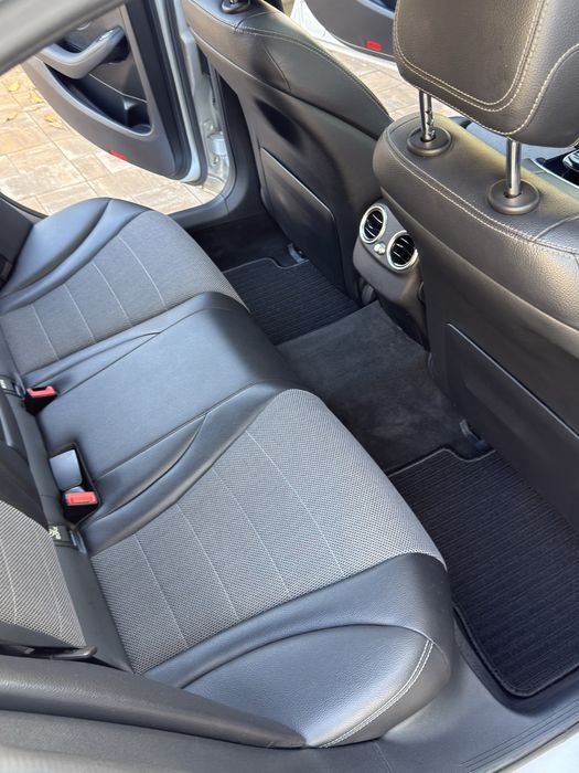 Mercedes C classe 204 cp Luxury motor+cutie 80000km!