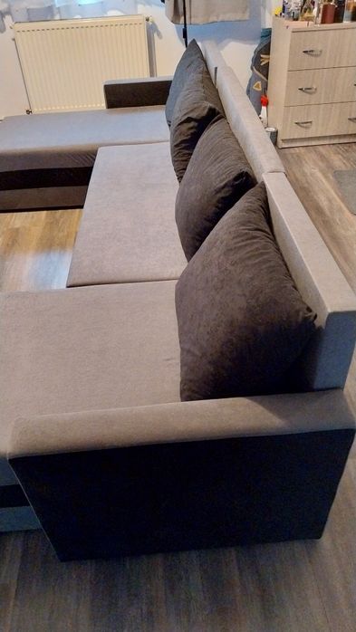 Vând canapea extensibila