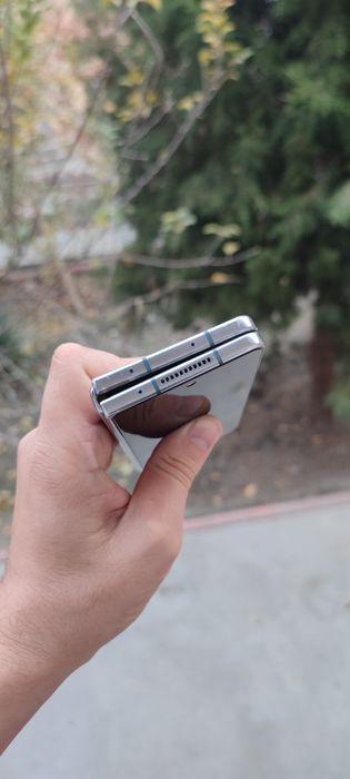 Z fold 4 dual sim 512gb faqat obmen