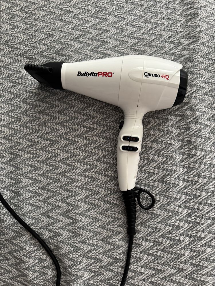 Продам фен профессиональный Babyliss
