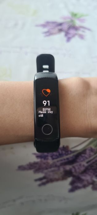 Смарт гривна Honor Band 4