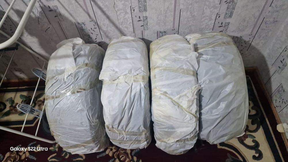 шины продаеться отличным состояние