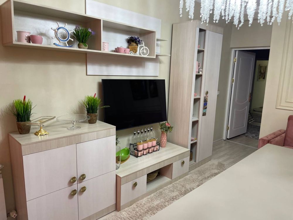 Продается трех комнатная квартира г. Термез ул. Тараккиет дом 3/кв 53