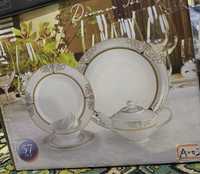 Платиновый набор столовой посуды из 57 предметов 'Fine Porcelain'