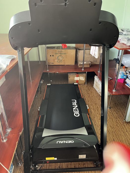 Беговая дорожка в отличном состоянии