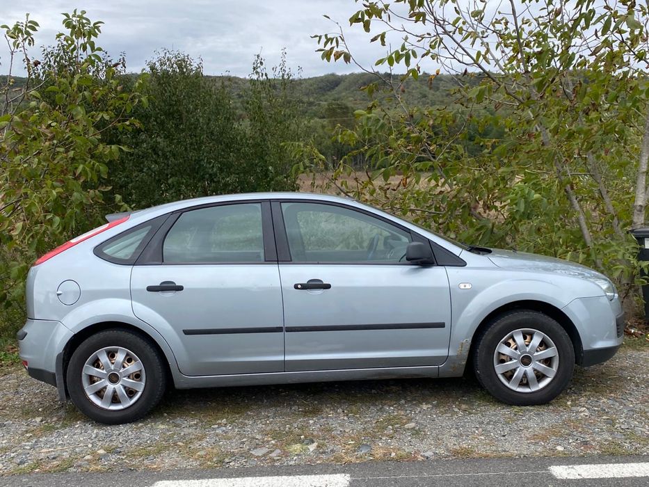 Ford focus 1.4 benzina 2006 AC