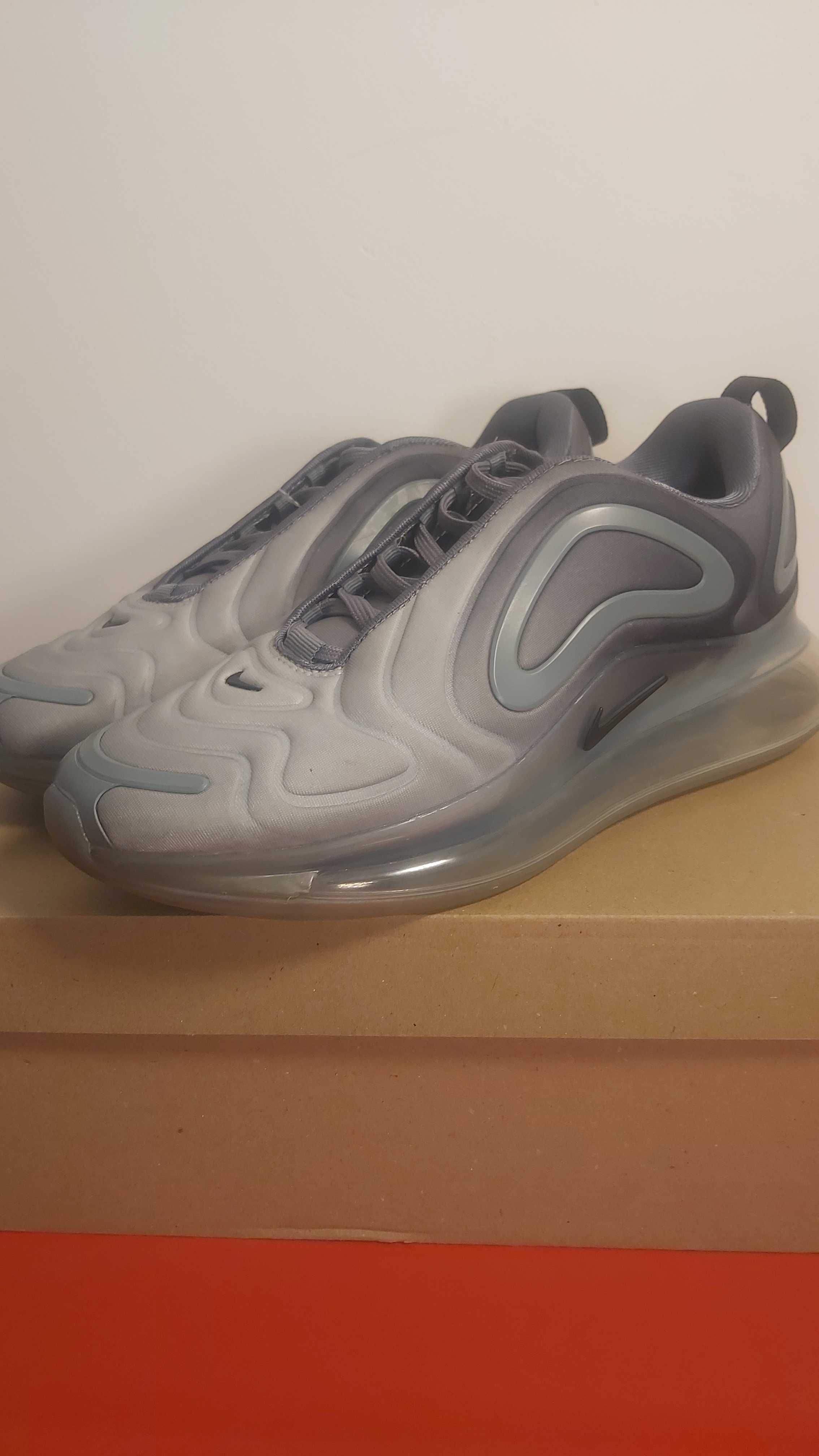 Nike Air Max 720 "Carbon Grey" - Номер 38.5