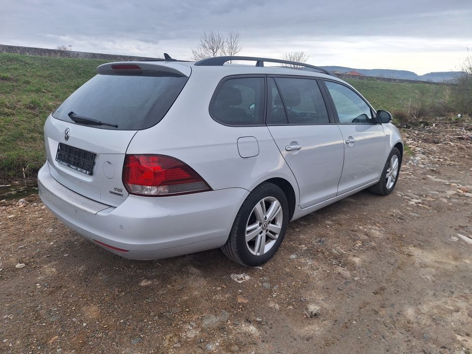 Dezmembrez VW Golf 6 break MACH 1.2 tsi