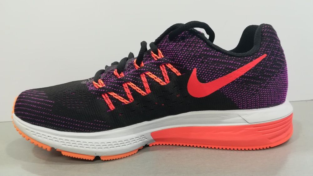 Nike Zoom Vomero10 N37,5/23,5sm-мрежа.Нови.Оригинал.