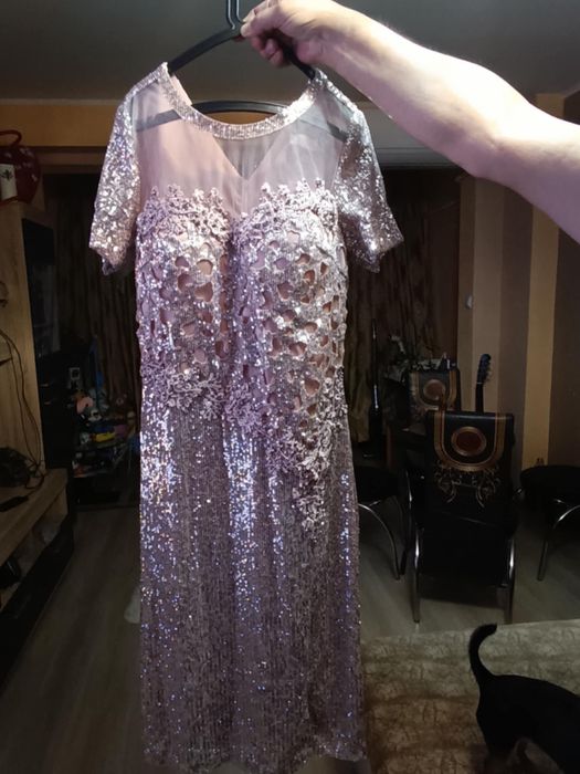 Официална рокля 46 размер