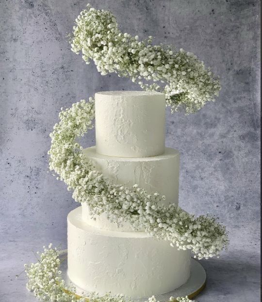 Свадебные торты. Шоу торт. Ярустные торты Алматы. Фальш торт