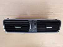 Grila centrala bord Passat B7 CC