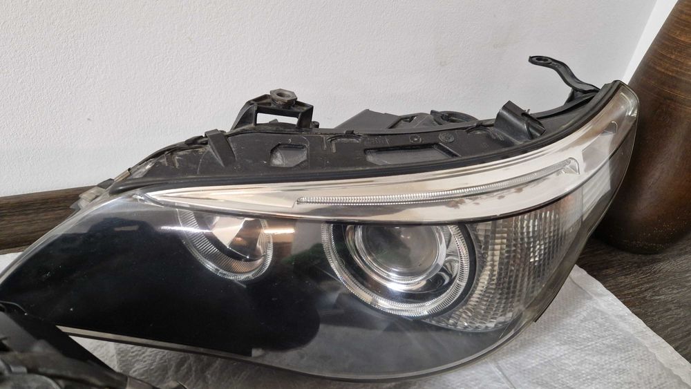 BMW E60 set COMPLET faruri Bi-Xenon NFL Hella far