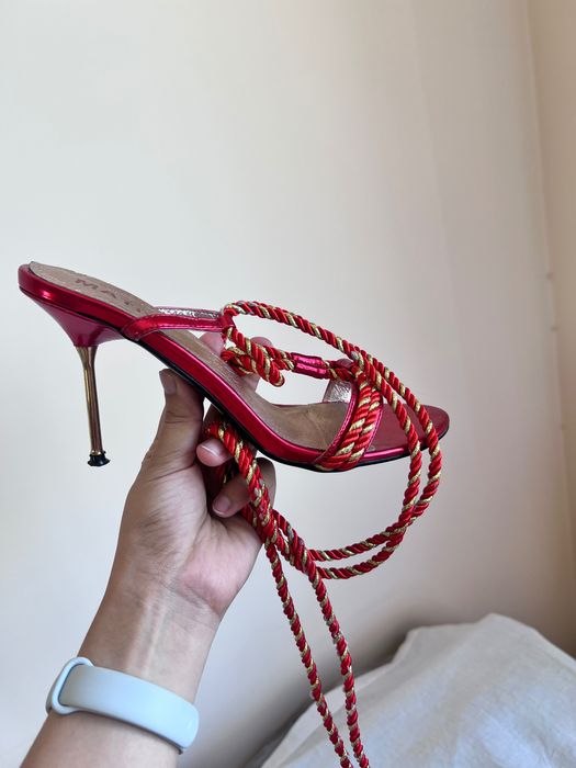 все по 100 тысяч