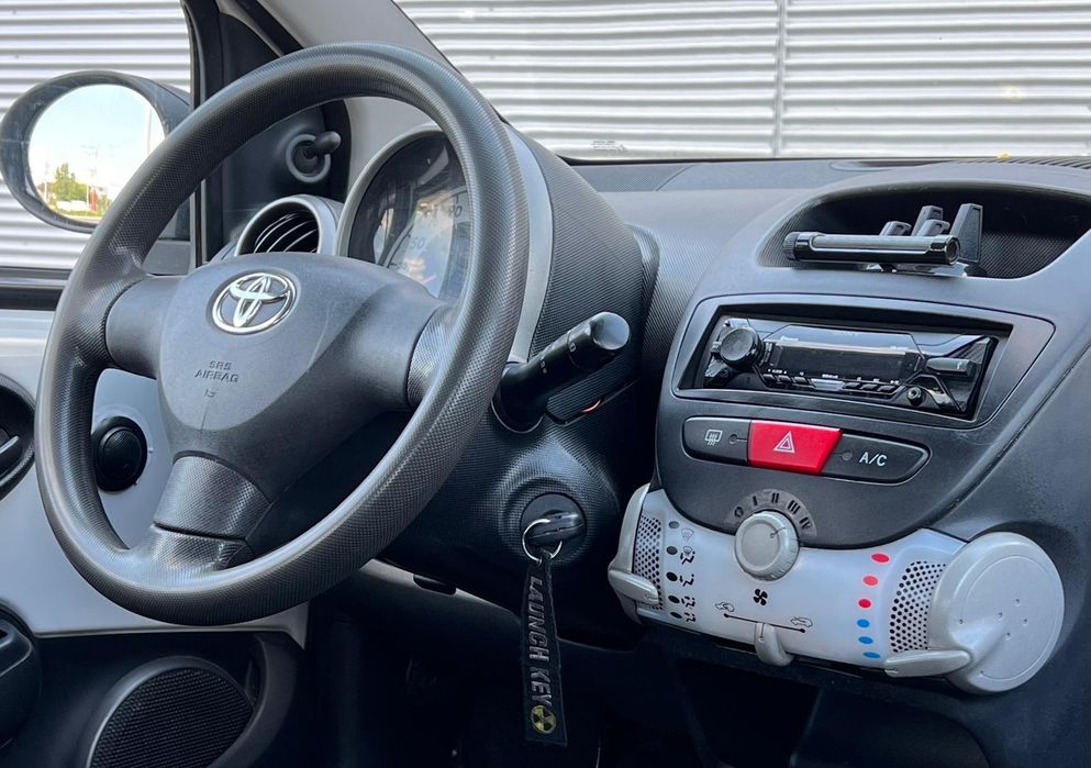 Vand Toyota Aygo 1.0 Benzina fabricatie 2014 Euro 5 impecabila urgent