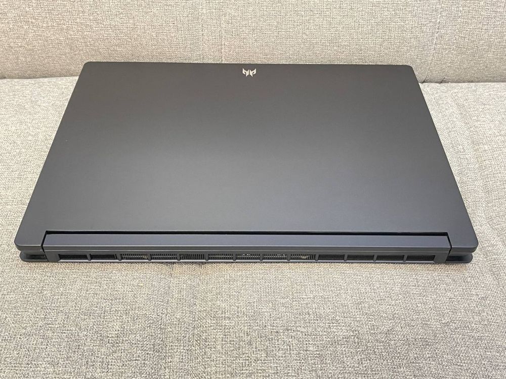Acer Predator Triton X17 17MiniLed 250hz i9-13th/4090/64/2Tb