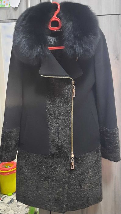 Аёллар учун пальто