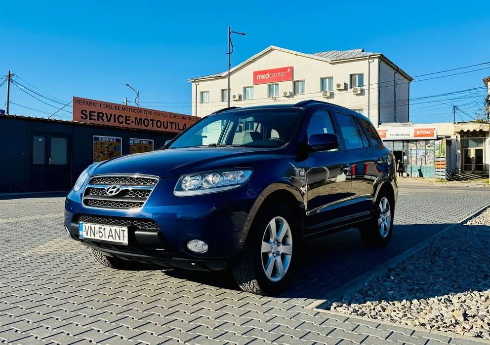 Hyundai Santa Fe Unic proprietar de nouă, ținută preponderent în garaj, km reali