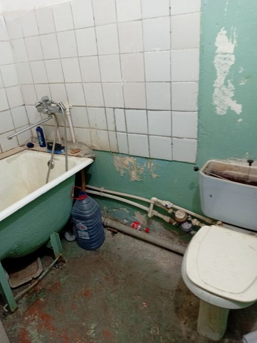 1/2/9 Авиасозлар 2-мавзе  Кадешва бозори олдида метро тузел бекати яки