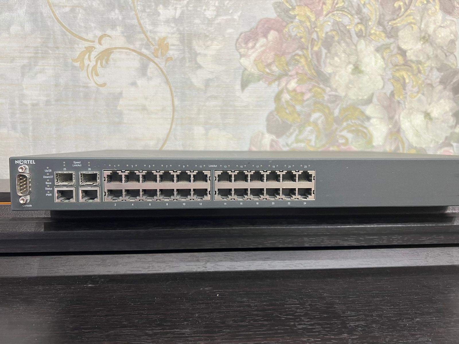 коммутатор (switch) Nortel 2526T